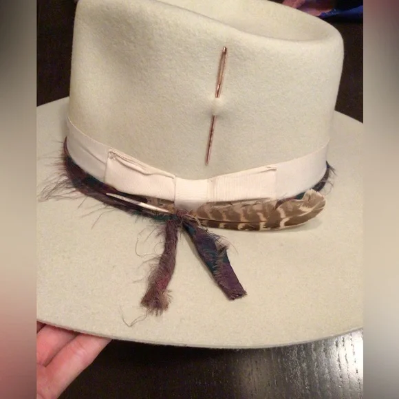 NEW! Rare WyethXOlin Wylder rancher Hats display picture 1